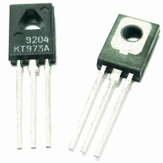 ترانزیستور روسی KT973A
