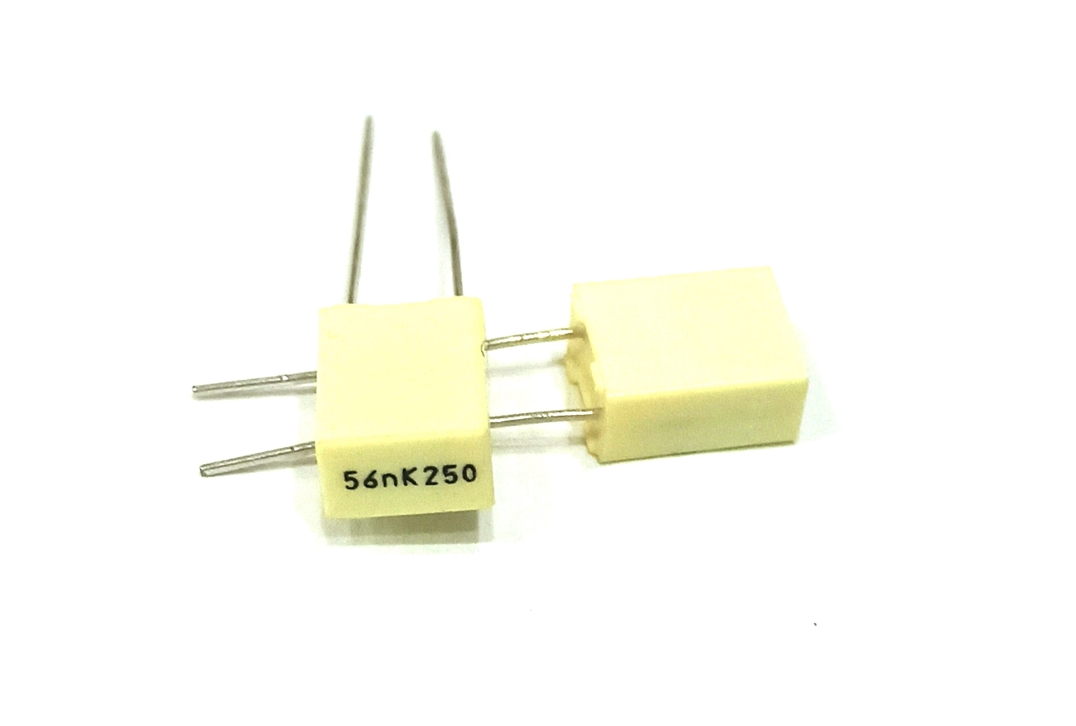 خازن MKT اندونزی 56 نانو فاراد Kemet