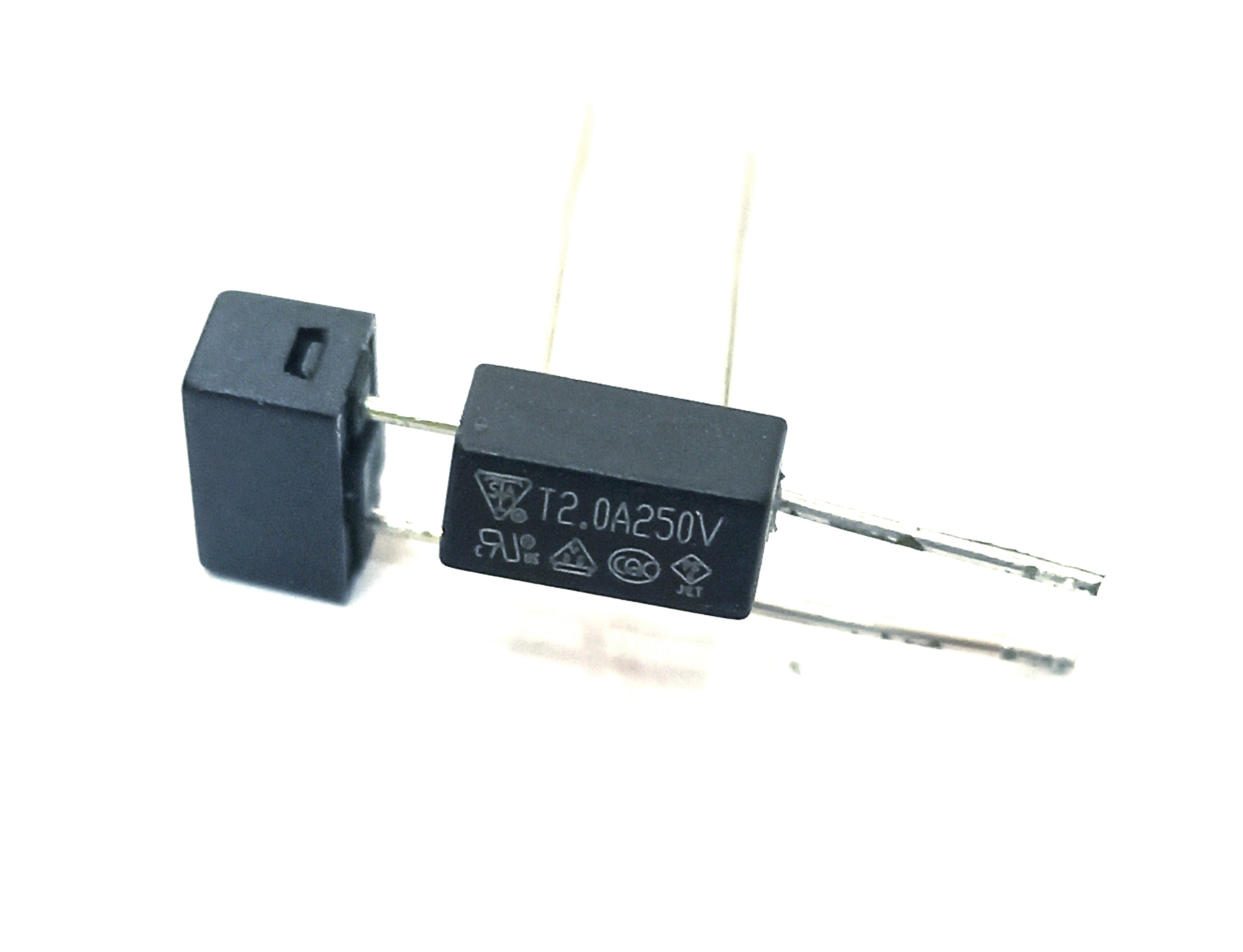 میکرو فیوز مکعبی 2 آمپر تایوانی