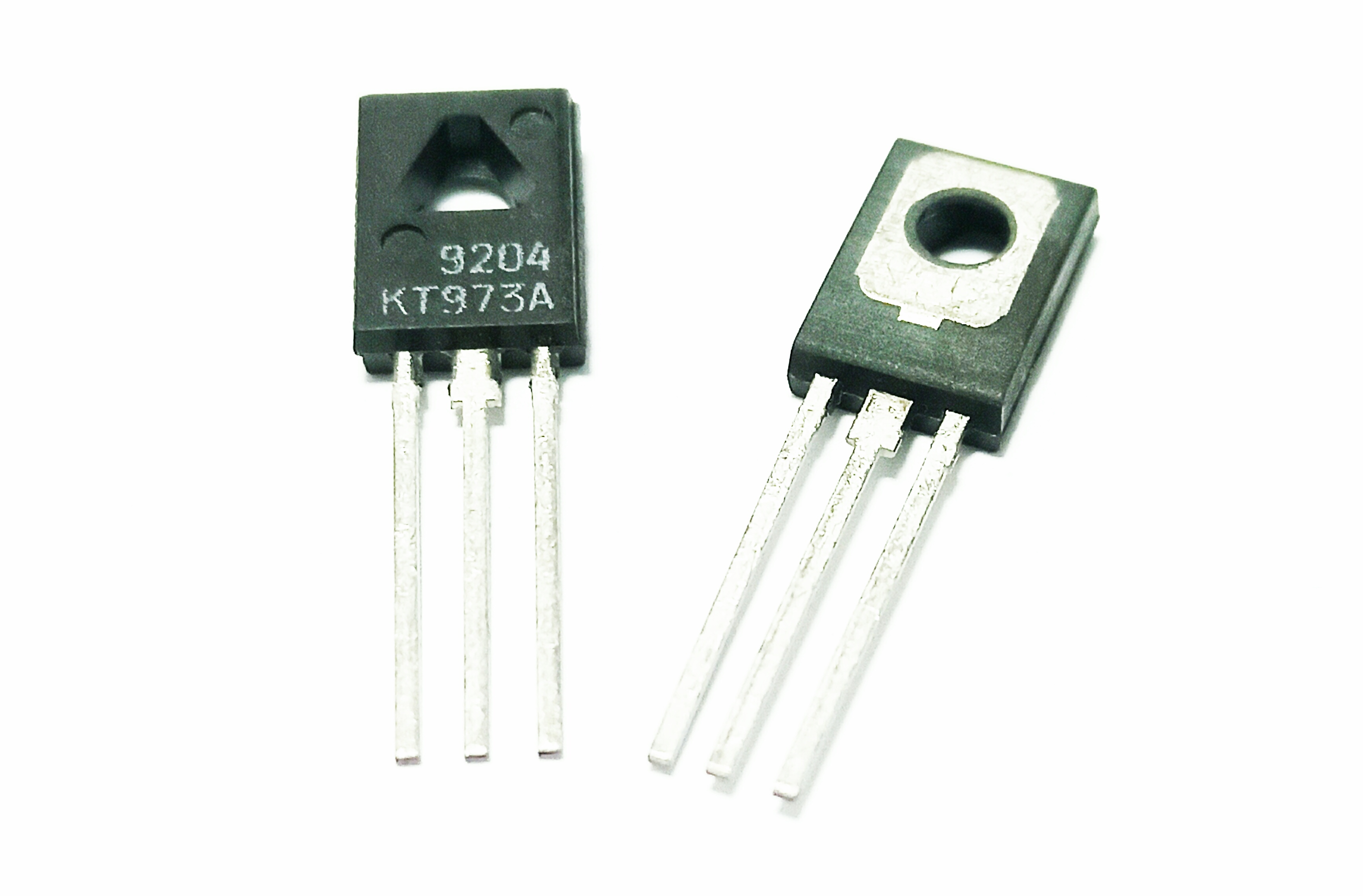 ترانزیستور روسی KT973A