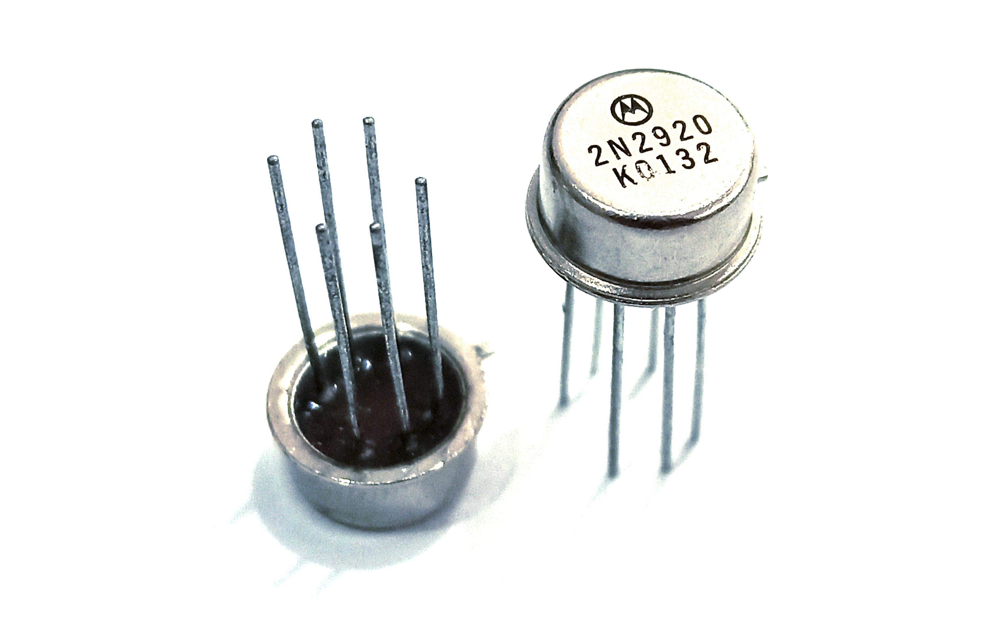 ترانزیستور فلزی 2N2920 برند موتورلا آمریکا