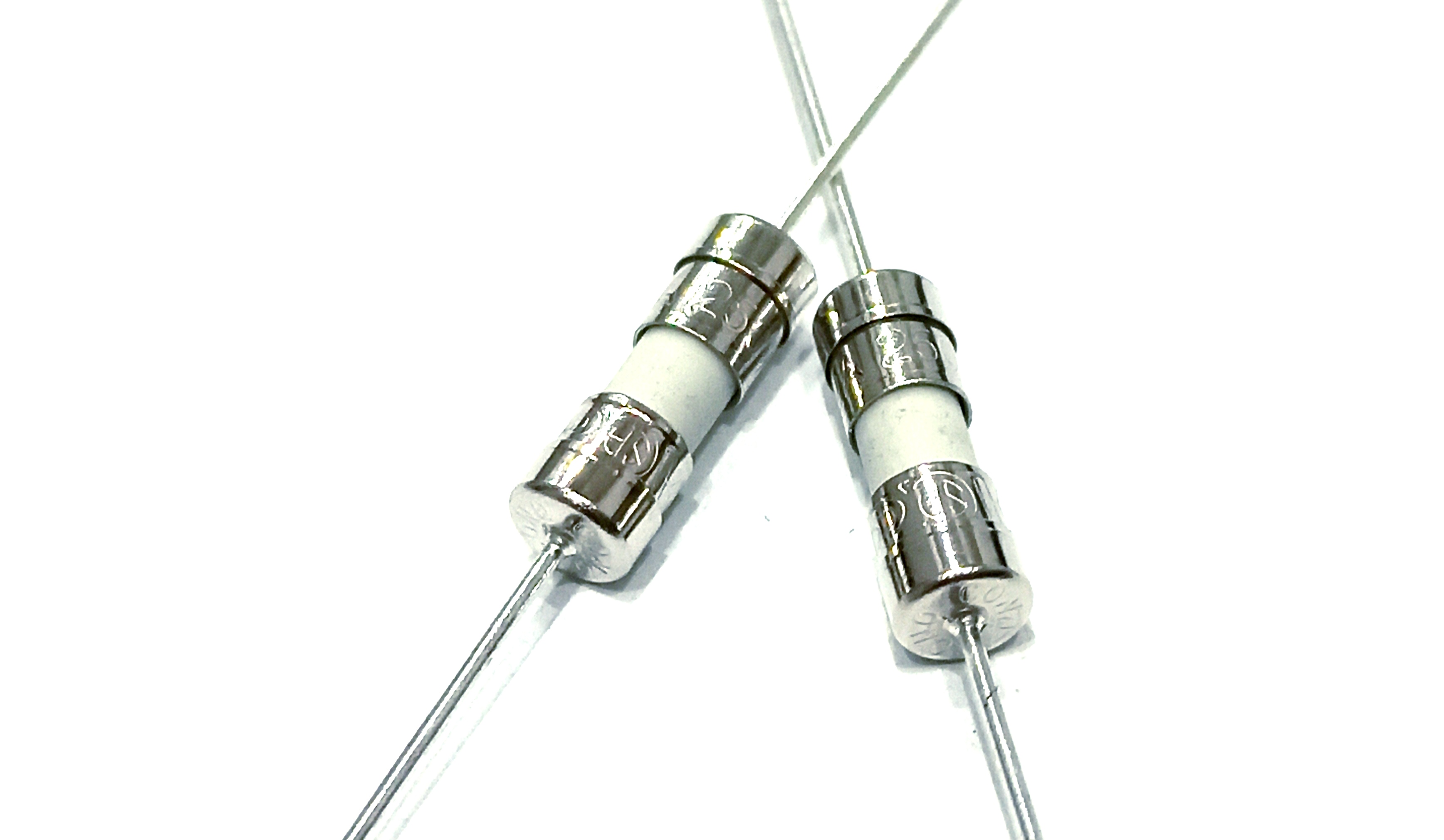 فیوز تایوانی 2 آمپر 250 ولت دقیق