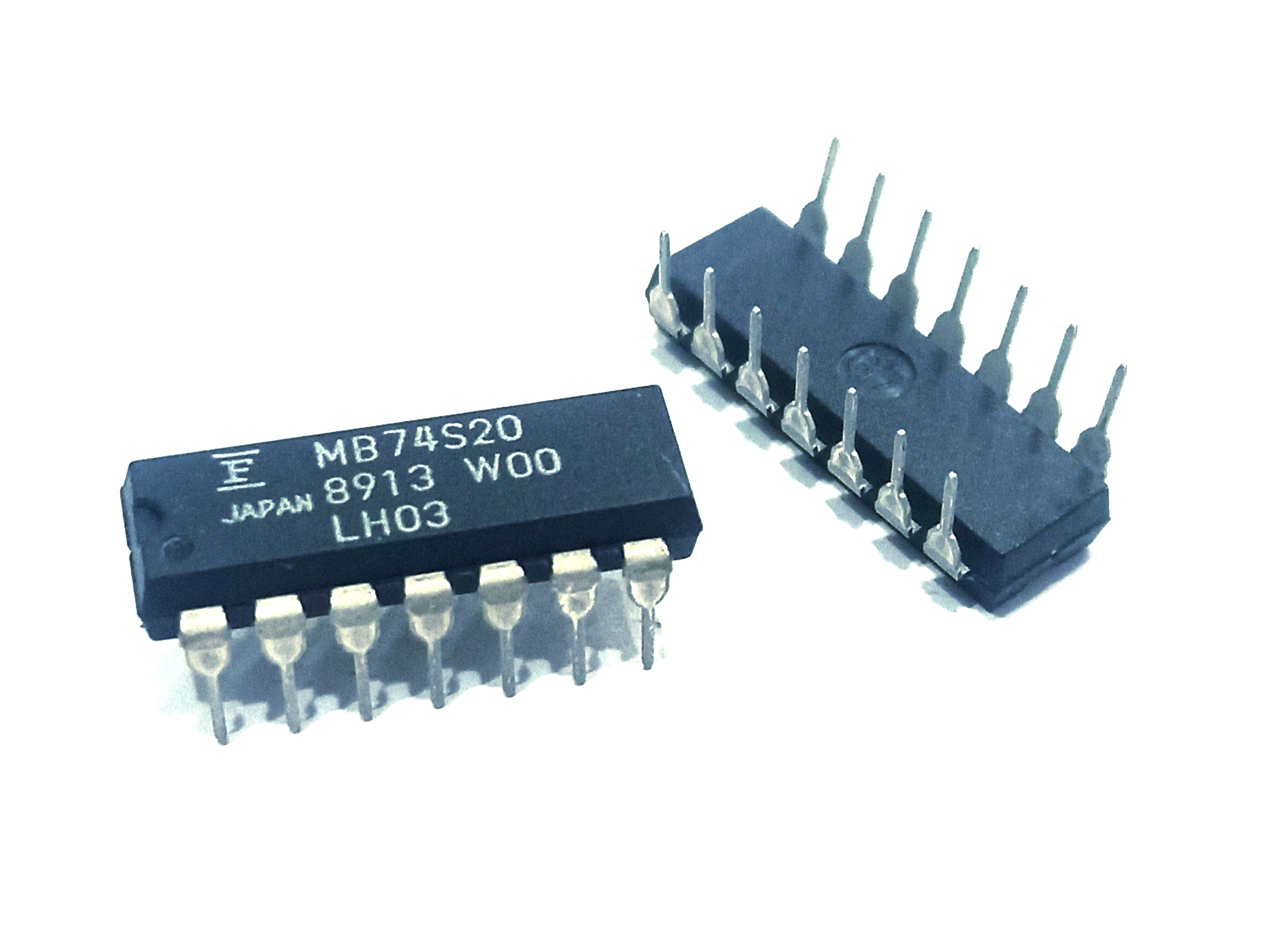 آیسی 74S20 برند فوجیتسو ساخت ژاپن